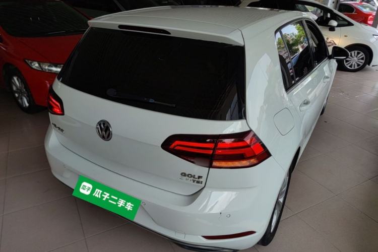 Used Volkswagen Golf 2018 230TSI Automatic Comfort Model Rear Right 45 Deg