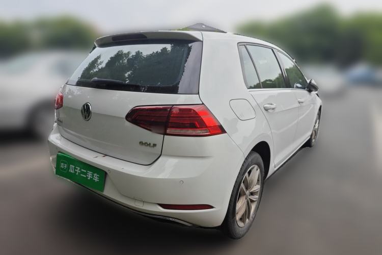 Used Volkswagen Golf 2018 1.6L Automatic Comfort Model Rear Right 45 Deg