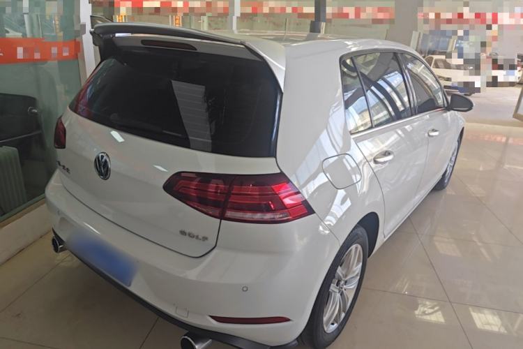 Used Volkswagen Golf 2018 1.6L Automatic Comfort Model Rear Right 45 Deg