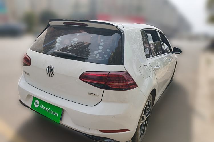 Used Volkswagen Golf 2018 280TSI Automatic R-Line Model Rear Right 45 Deg
