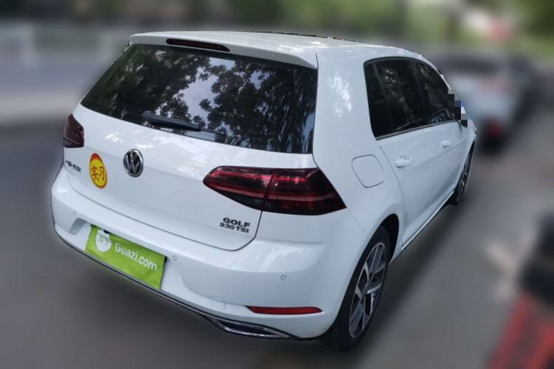 Used Volkswagen Golf 2018 230TSI Automatic Luxury Version Rear Right 45 Deg