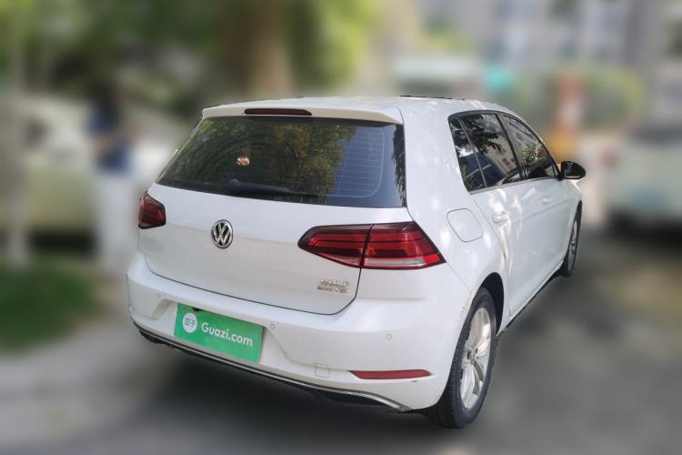 Used Volkswagen Golf 2018 230TSI Automatic Comfort Model Rear Right 45 Deg