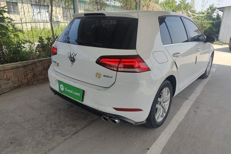 Used Volkswagen Golf 2018 230TSI Automatic Comfort Model Rear Right 45 Deg