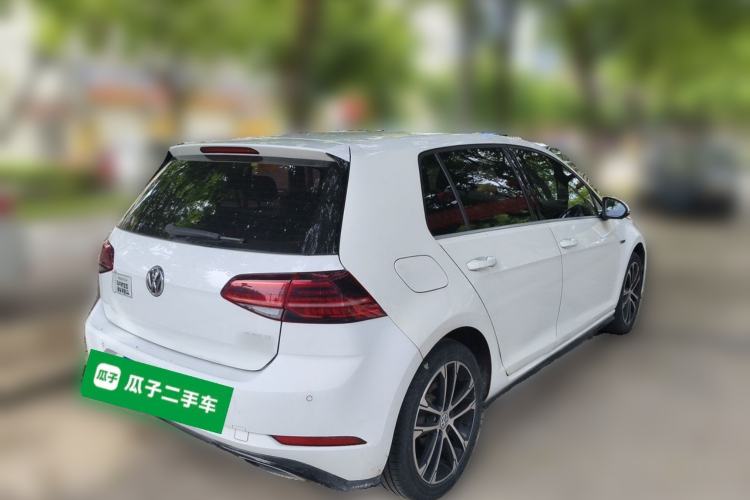 Used Volkswagen Golf 2018 280TSI Automatic R-Line Model Rear Right 45 Deg