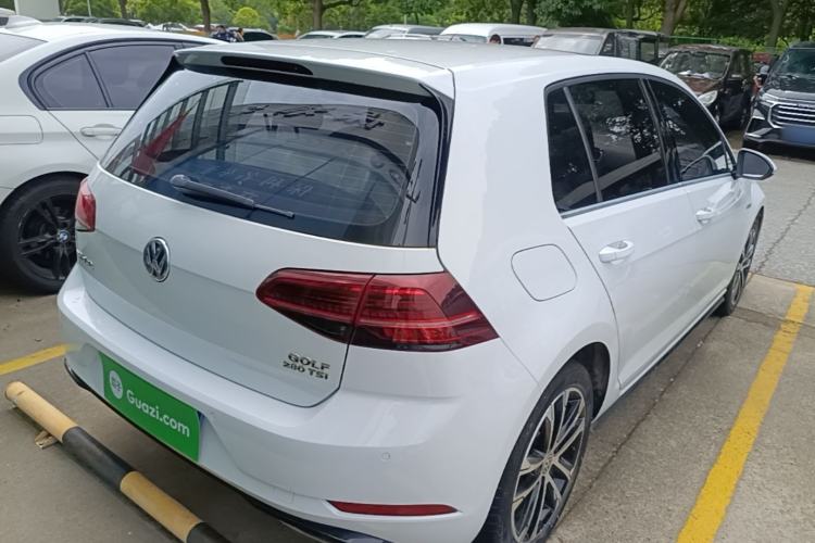 Used Volkswagen Golf 2018 280TSI Automatic R-Line Model Rear Right 45 Deg
