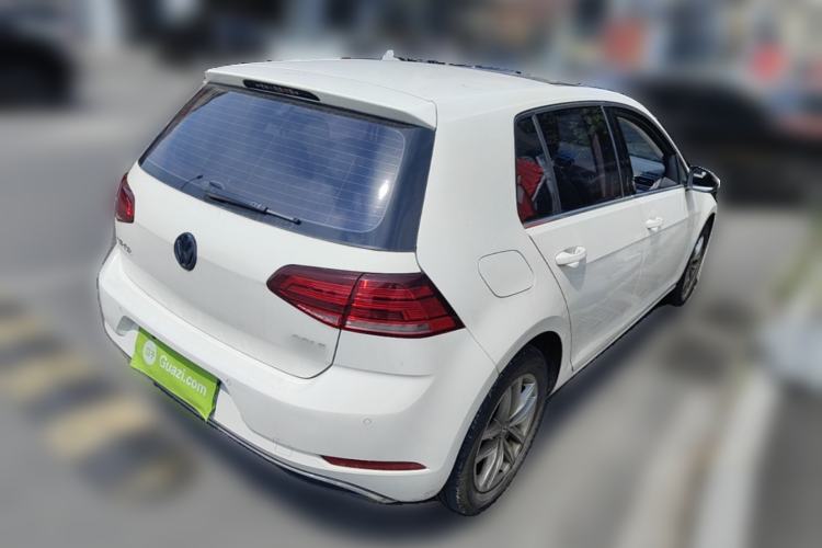 Used Volkswagen Golf 2018 230TSI Automatic Comfort Model Rear Right 45 Deg