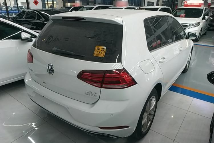 Used Volkswagen Golf 2018 230TSI Automatic Comfort Model Rear Right 45 Deg