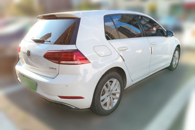 Used Volkswagen Golf 2018 1.6L Automatic Comfort Model Rear Right 45 Deg