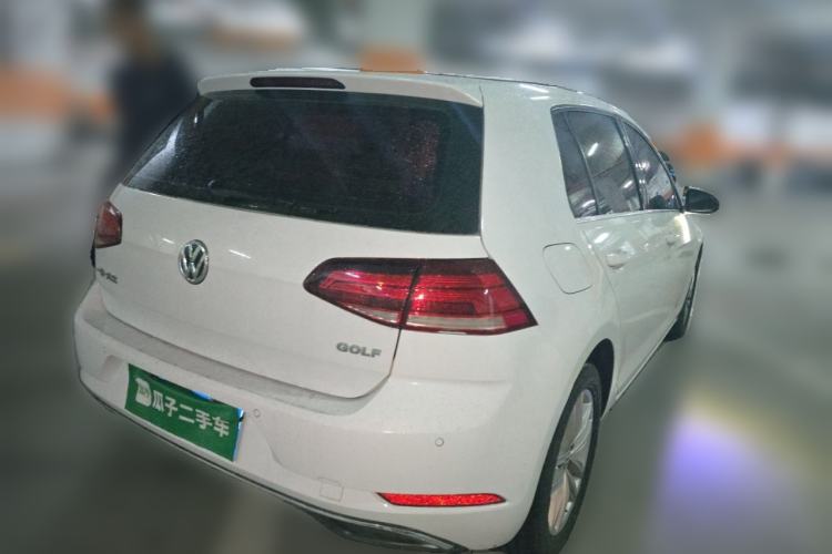 Used Volkswagen Golf 2018 1.6L Automatic Comfort Model Rear Right 45 Deg
