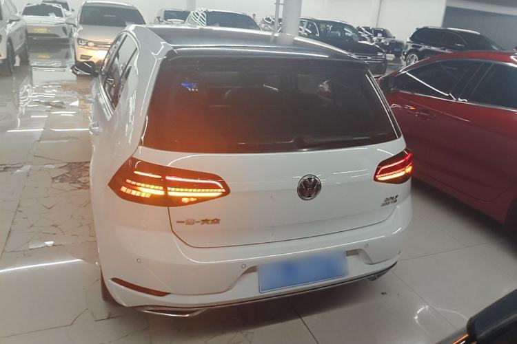 Used Volkswagen Golf 2018 230TSI Automatic Luxury Version Rear