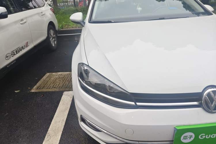 Used Volkswagen Golf 2018 230TSI Automatic Comfort Model Right Front Headlight
