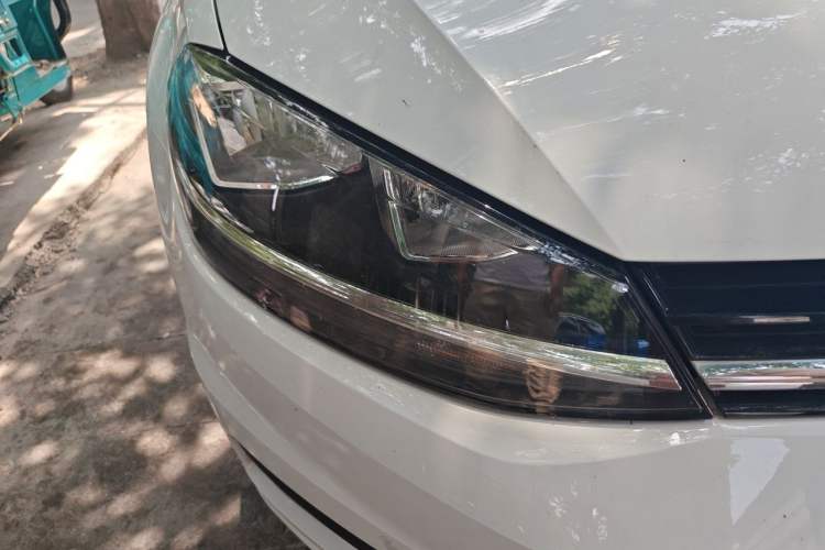 Used Volkswagen Golf 2018 1.6L Automatic Fashion Model Right Front Headlight
