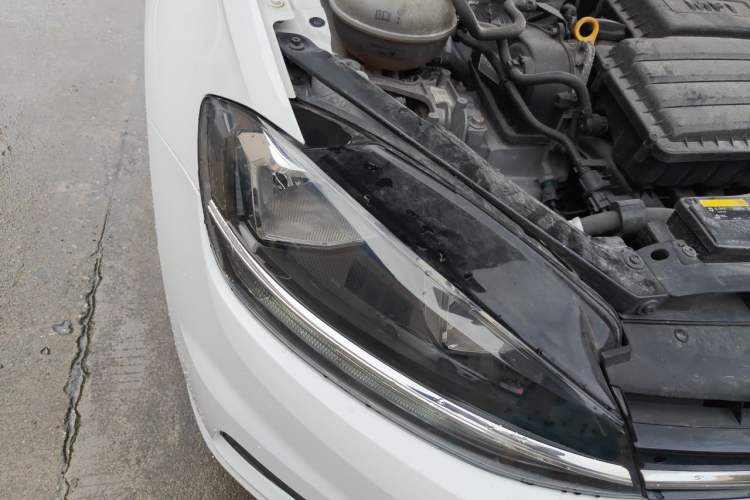 Used Volkswagen Golf 2018 1.6L Automatic Fashion Model Right Front Headlight