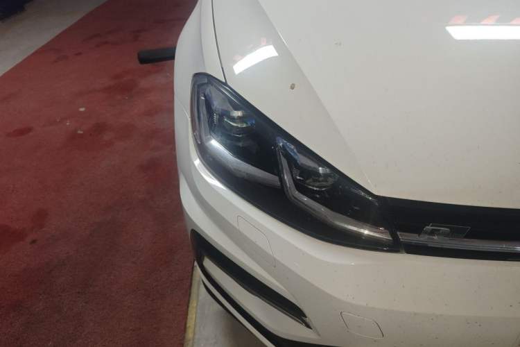 Used Volkswagen Golf 2018 280TSI Automatic R-Line Model Right Front Headlight
