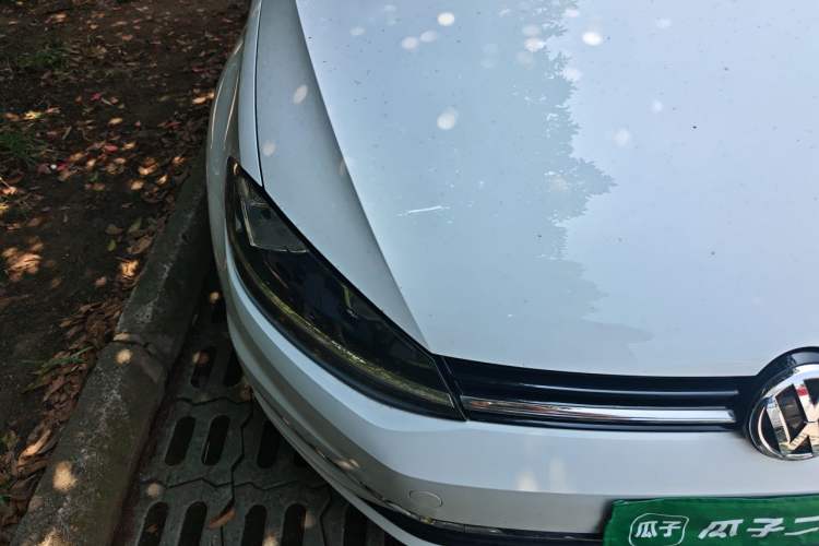 Used Volkswagen Golf 2018 1.6L Automatic Comfort Model Right Front Headlight