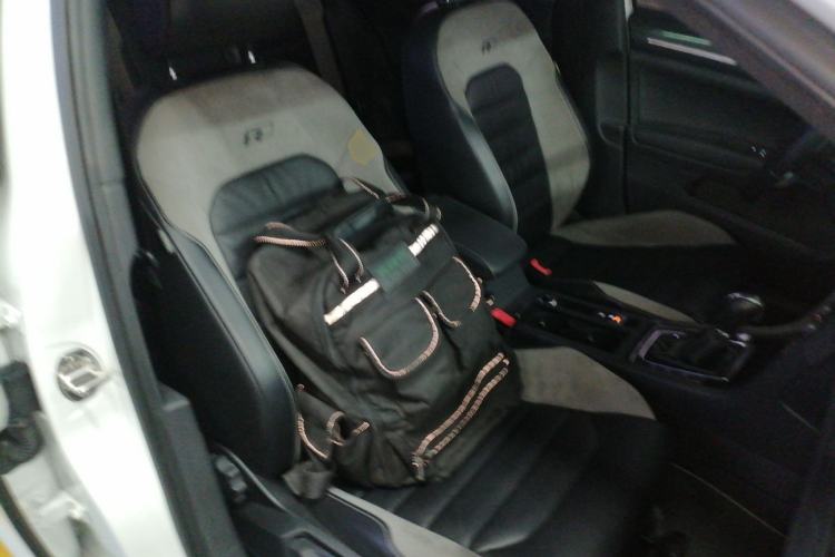 Used Volkswagen Golf 2018 280TSI Automatic R-Line Model Right Front Seat