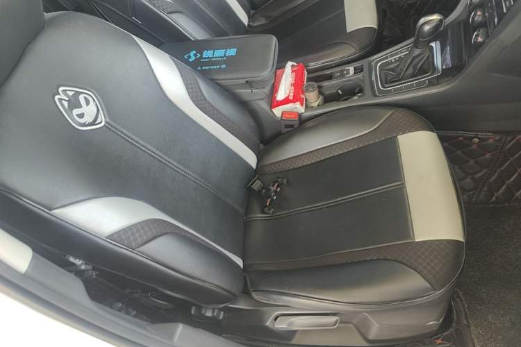 Used Volkswagen Golf 2018 230TSI Automatic Comfort Model Right Front Seat