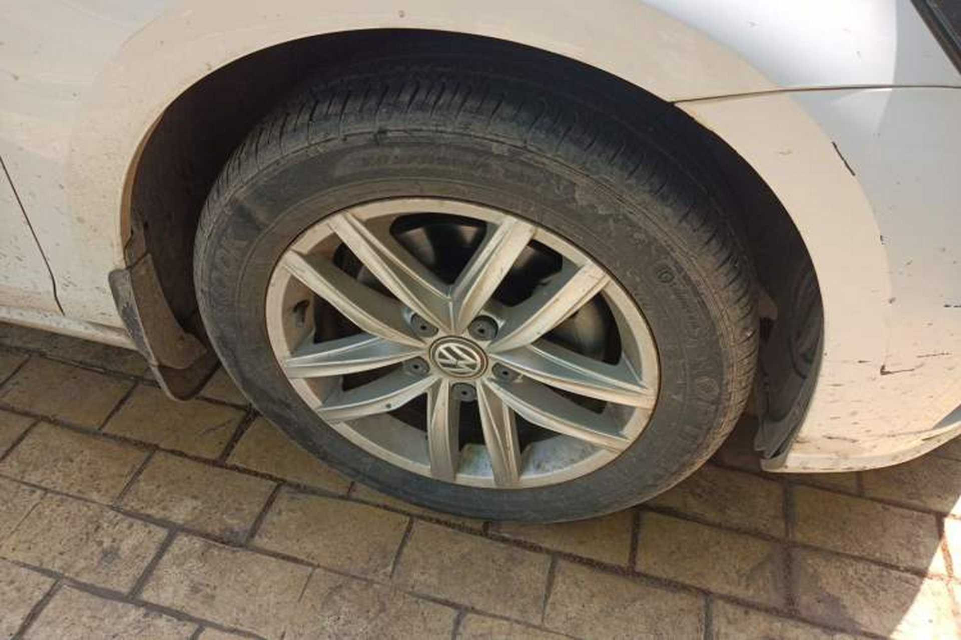 Used Volkswagen Golf 2018 1.6L Automatic Comfort Model Right Front Wheel Hub