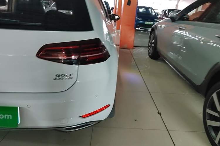 Used Volkswagen Golf 2018 230TSI Automatic Luxury Version Right Rear Taillight