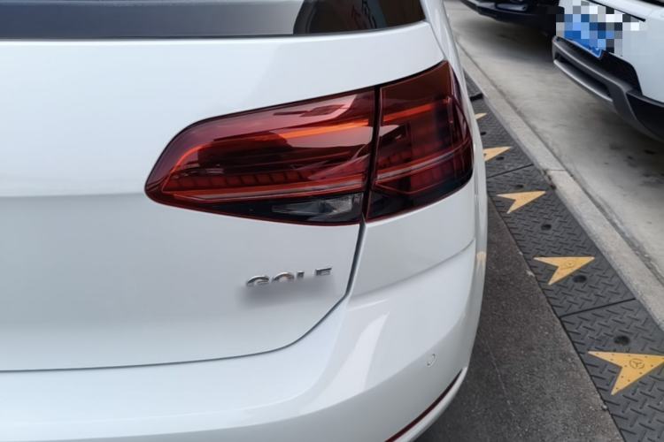 Used Volkswagen Golf 2018 230TSI Automatic Luxury Version Right Rear Taillight