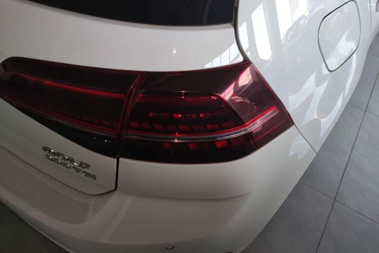 Used Volkswagen Golf 2018 230TSI Automatic Comfort Model Right Rear Taillight