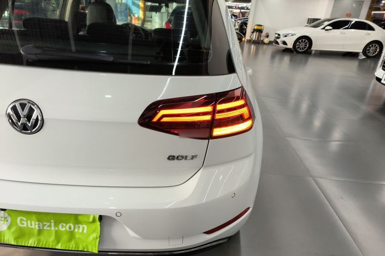 Used Volkswagen Golf 2018 1.6L Automatic Comfort Model Right Rear Taillight