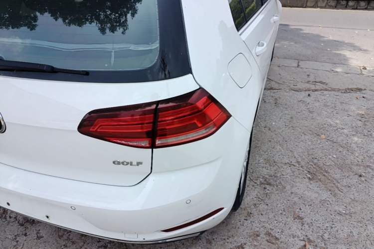 Used Volkswagen Golf 2018 230TSI Automatic Comfort Model Right Rear Taillight