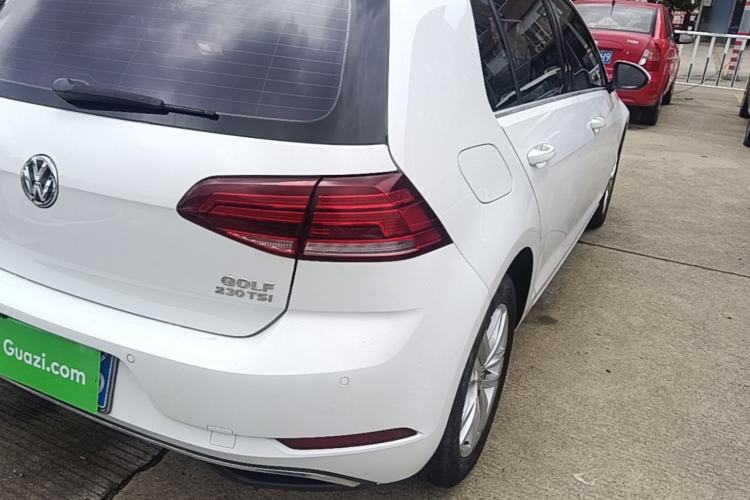 Used Volkswagen Golf 2018 230TSI Automatic Comfort Model Right Rear Taillight