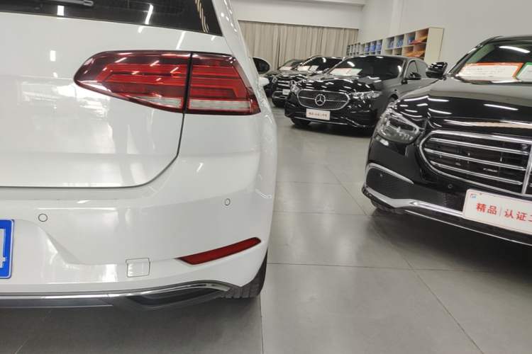 Used Volkswagen Golf 2018 230TSI Automatic Comfort Model Right Rear Taillight
