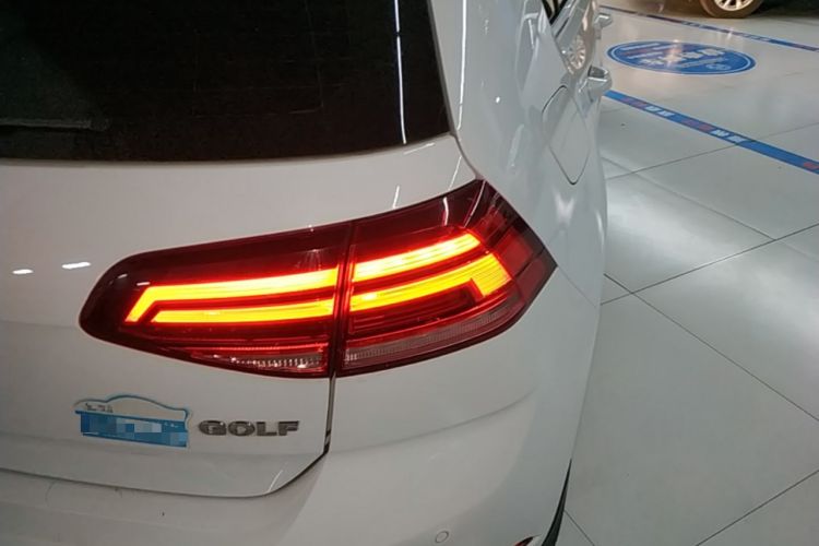 Used Volkswagen Golf 2018 1.6L Automatic Comfort Model Right Rear Taillight