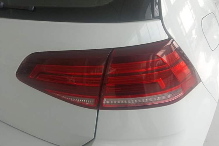 Used Volkswagen Golf 2018 230TSI Automatic Comfort Model Right Rear Taillight