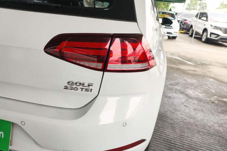 Used Volkswagen Golf 2018 230TSI Automatic Comfort Model Right Rear Taillight