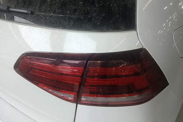 Used Volkswagen Golf 2018 230TSI Automatic Comfort Model Right Rear Taillight