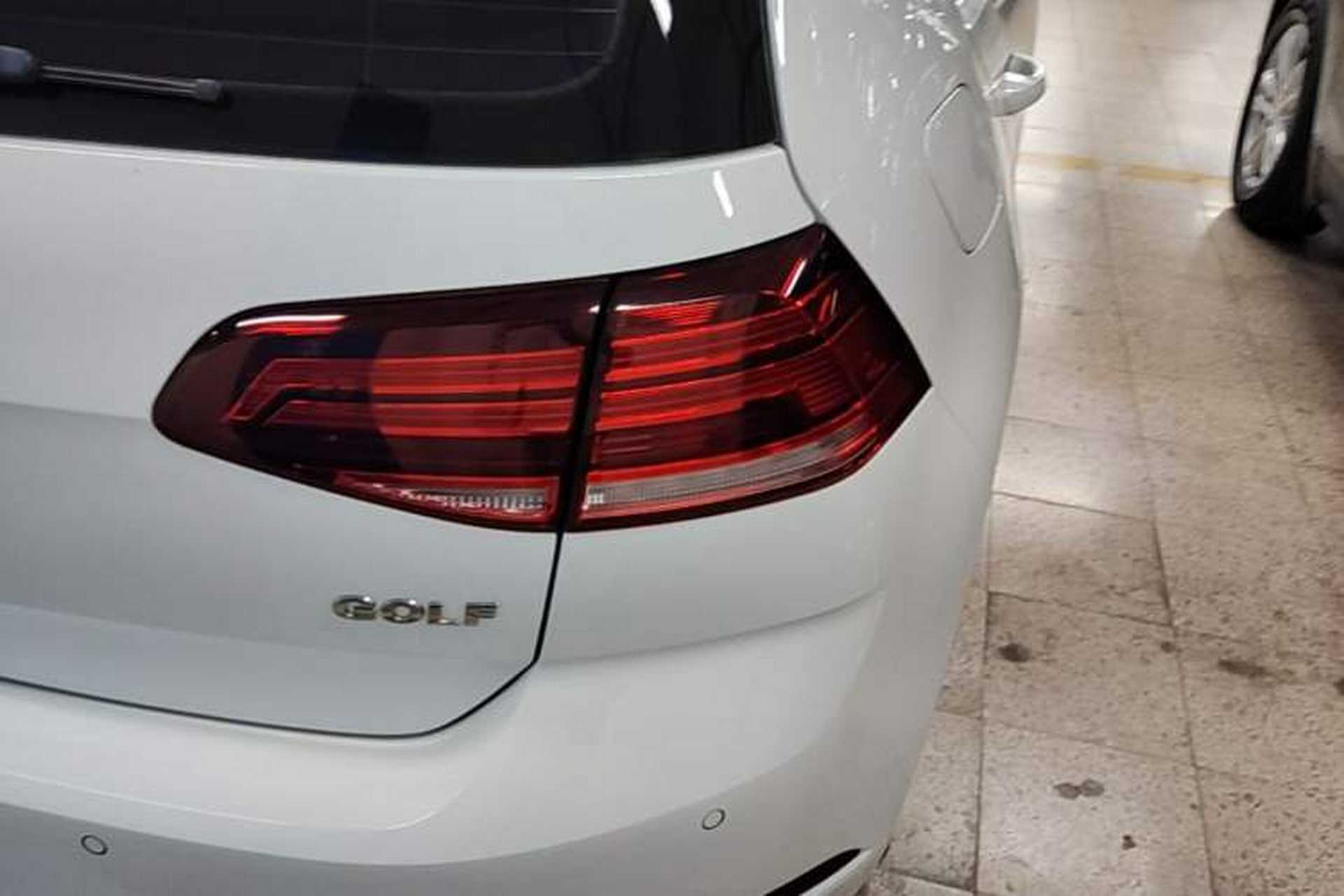 Used Volkswagen Golf 2018 1.6L Automatic Comfort Model Right Rear Taillight