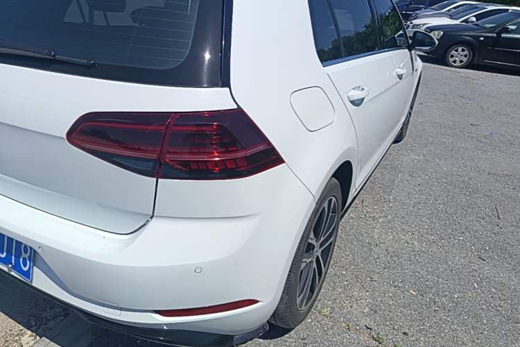 Used Volkswagen Golf 2018 280TSI Automatic R-Line Model Right Rear Taillight