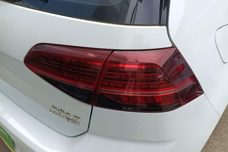 Used Volkswagen Golf 2018 280TSI Automatic R-Line Model Right Rear Taillight