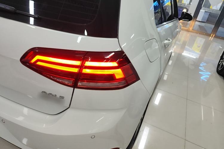 Used Volkswagen Golf 2018 230TSI Automatic Comfort Model Right Rear Taillight