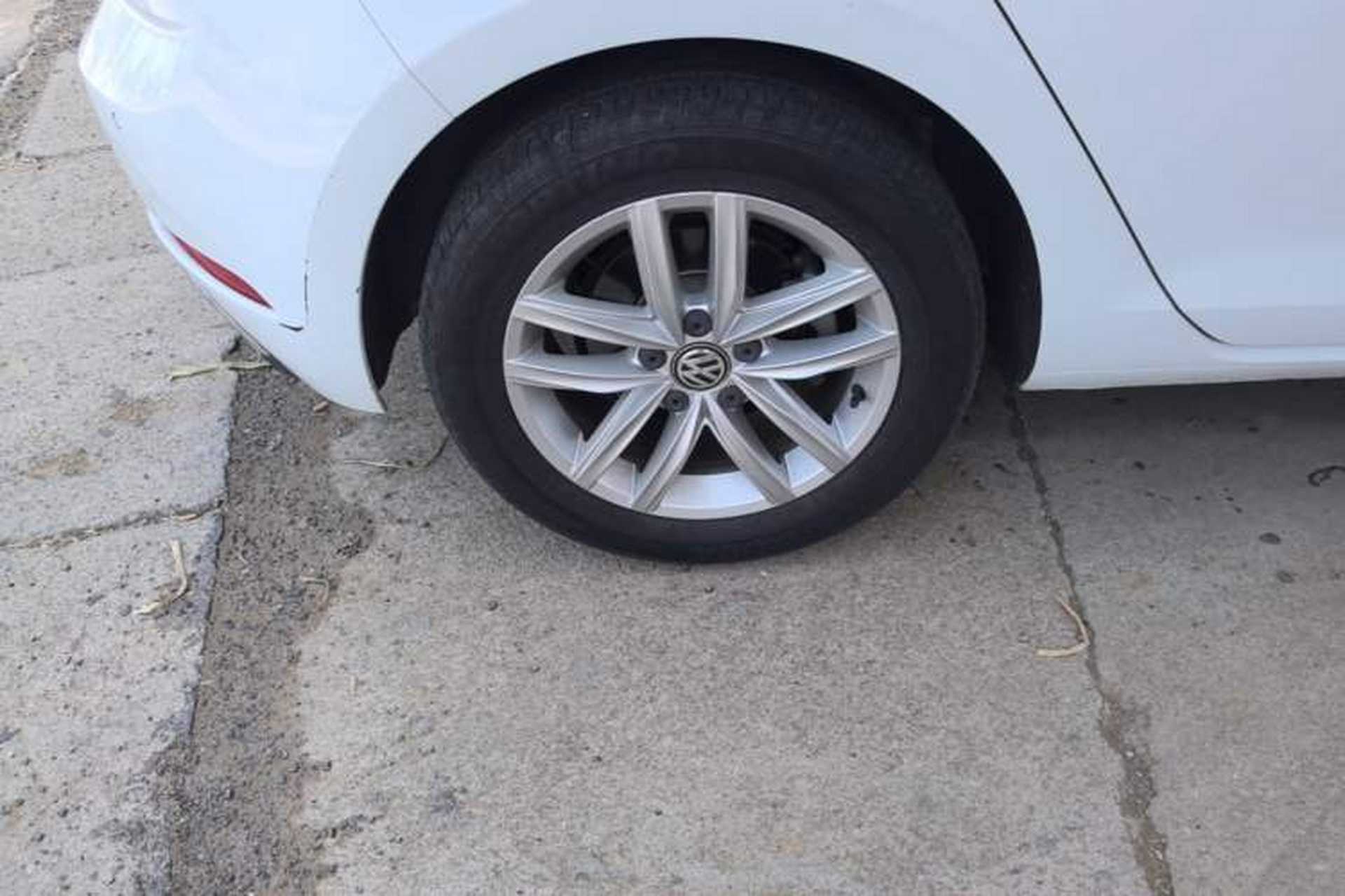 Used Volkswagen Golf 2018 230TSI Automatic Comfort Model Right Rear Wheel Hub