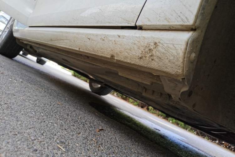 Used Volkswagen Golf 2018 1.6L Automatic Comfort Model Right Side Sill