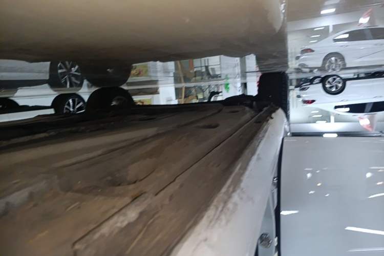 Used Volkswagen Golf 2018 1.6L Automatic Comfort Model Right Side Sill