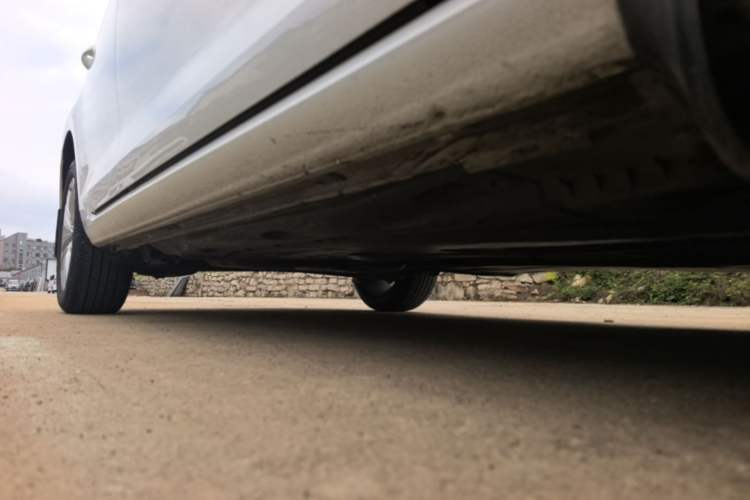 Used Volkswagen Golf 2018 1.6L Automatic Comfort Model Right Side Sill
