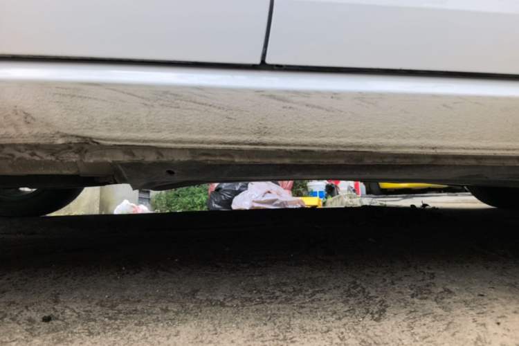 Used Volkswagen Golf 2018 1.6L Automatic Comfort Model Right Side Sill