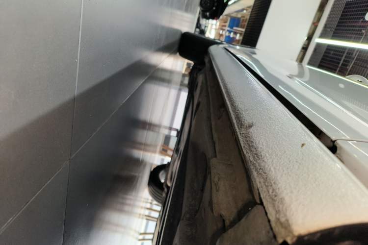 Used Volkswagen Golf 2018 1.6L Automatic Comfort Model Right Side Sill