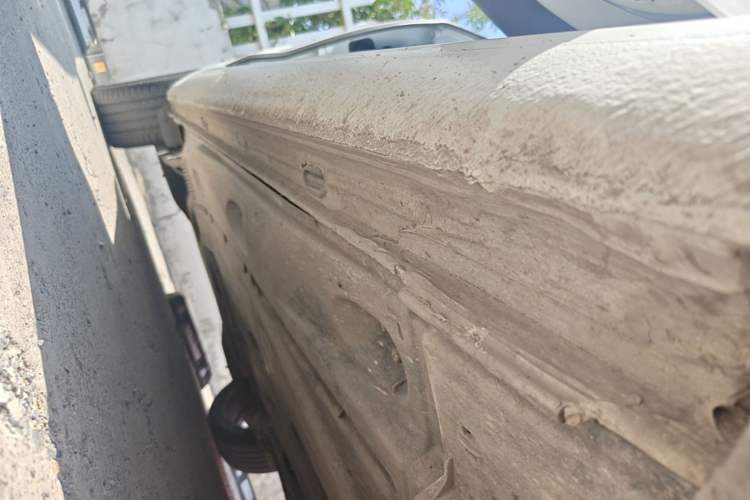 Used Volkswagen Golf 2018 230TSI Automatic Luxury Version Right Side Sill