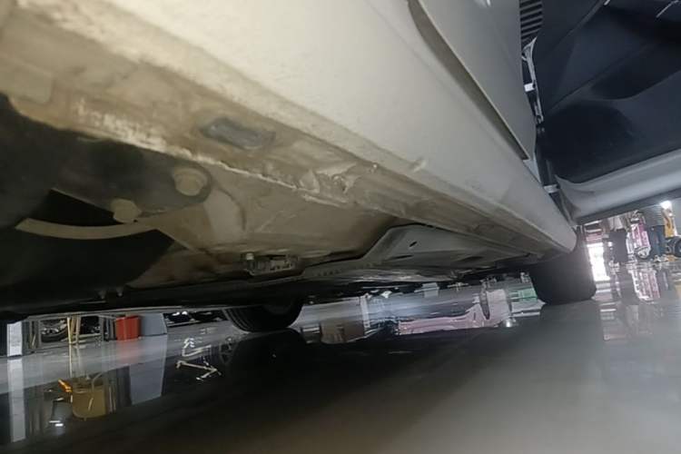 Used Volkswagen Golf 2018 230TSI Automatic Comfort Model Right Side Sill