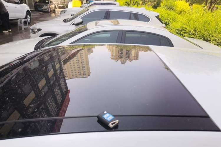 Used Volkswagen Golf 2018 230TSI Automatic Luxury Version Roof