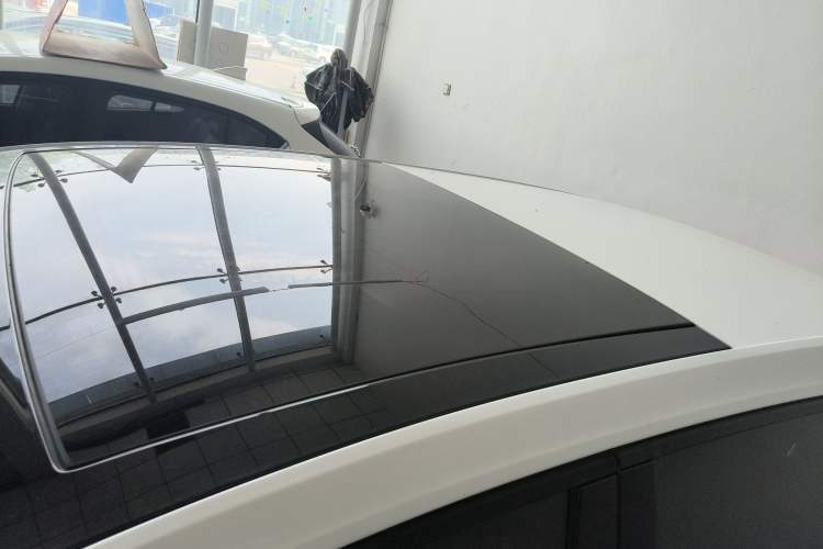 Used Volkswagen Golf 2018 1.6L Automatic Comfort Model Roof