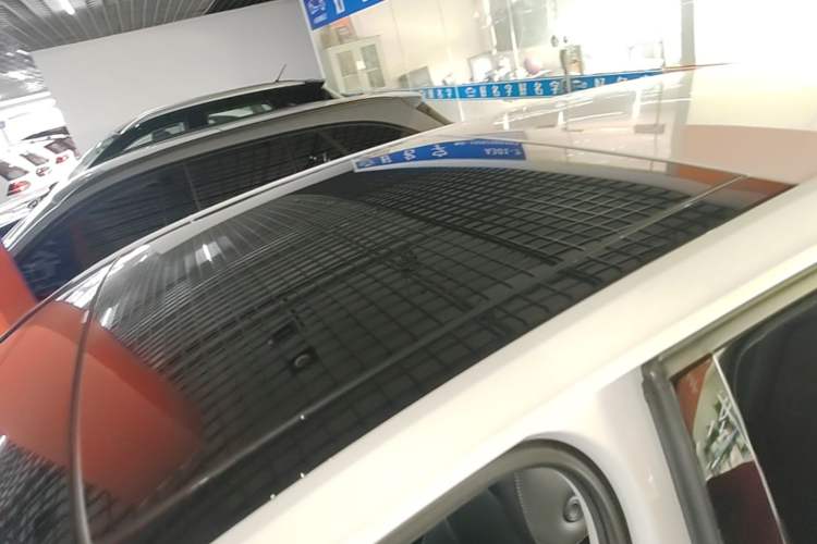 Used Volkswagen Golf 2018 230TSI Automatic Luxury Version Roof
