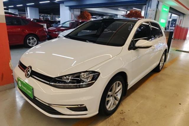 Ojetý Volkswagen Golf 2018 1.6L Automatic Comfort Model