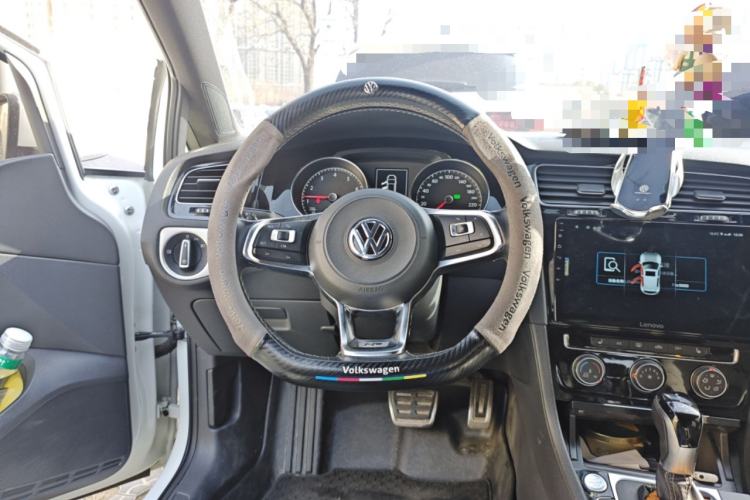 Used Volkswagen Golf 2018 280TSI Automatic R-Line Model Steering Wheel